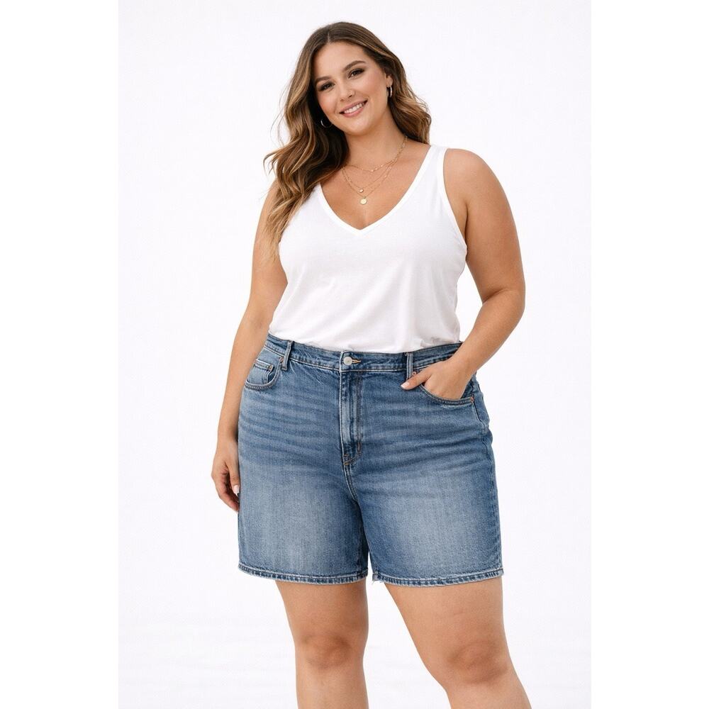 NWT American Eagle Perfect Stridig Denim Shorts Size 20 Bermuda Short Stretch